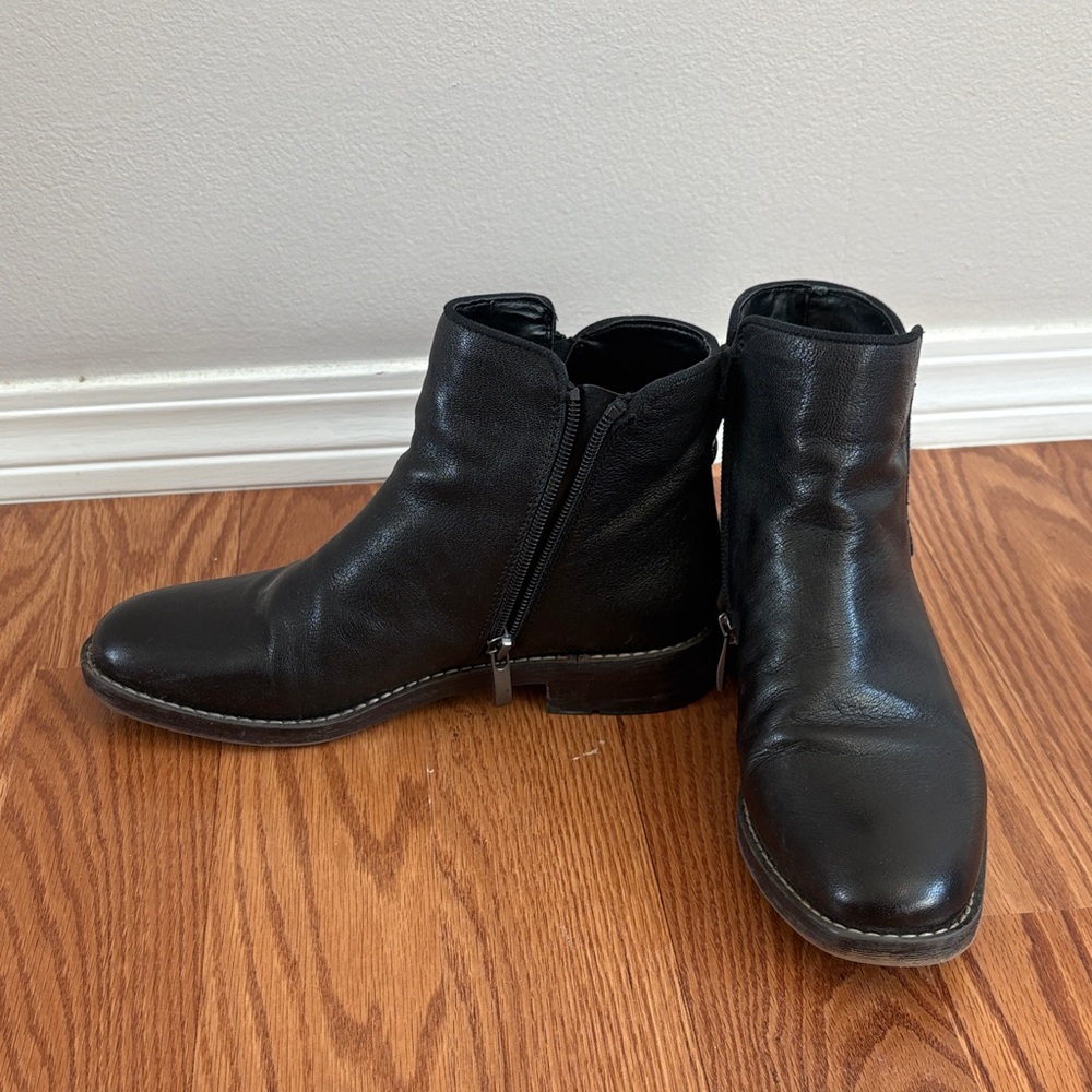 Black Leather Women’s Booties